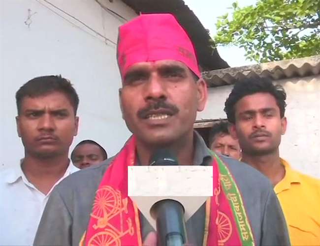 बहादुर आयोग नोटिस