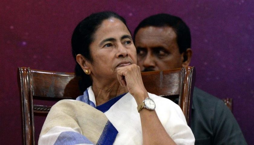 शपथ ग्रहण शामिल नहीं ममता बनर्जी