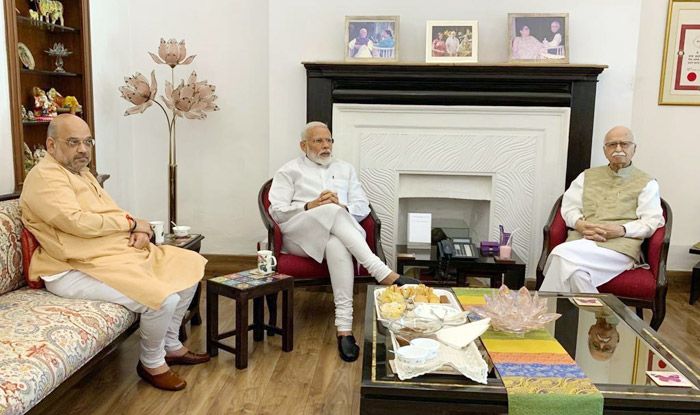 मनोहर जोशी और लालकृष्ण