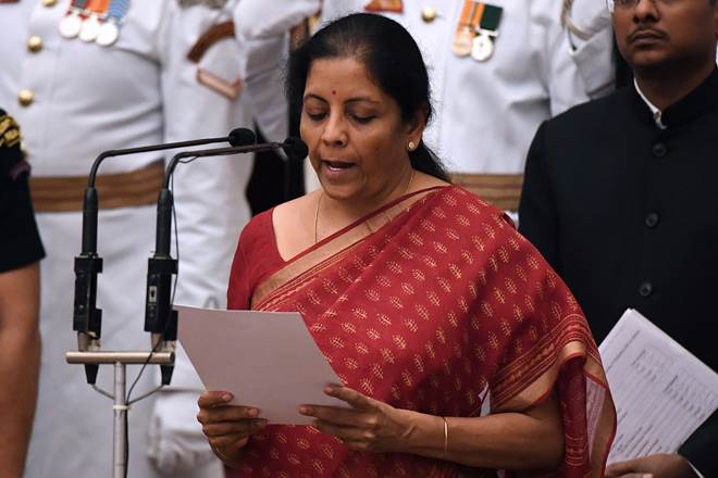 नितिन गडकरी निर्मला सीतारमन शपथ