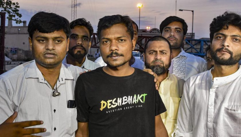 प्रशांत कनौजिया पर शिकायत दर्ज