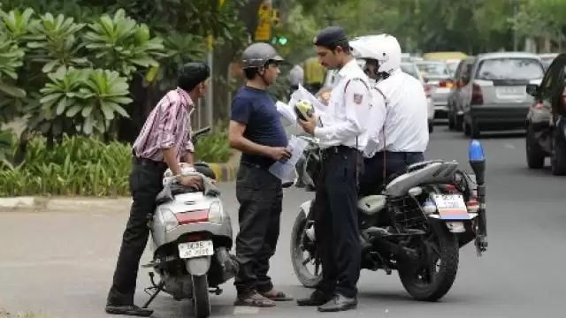 वाहनों के चालान