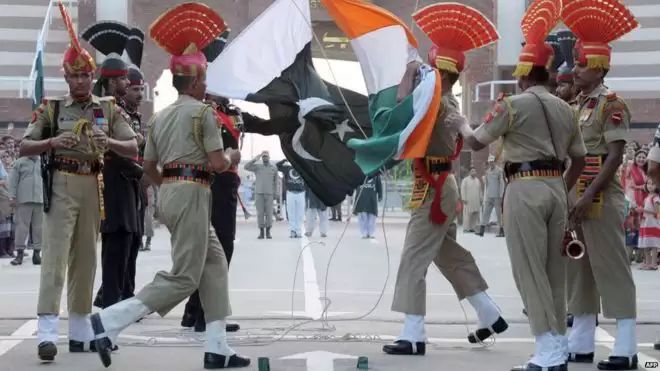 पाकिस्तान में फंसे भारतीय