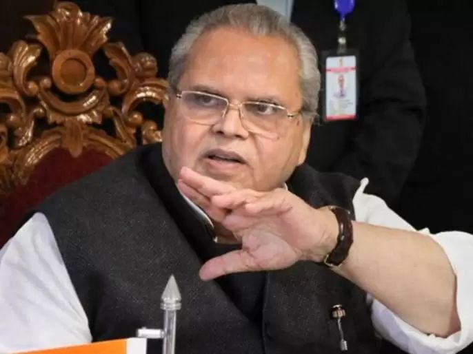 दवाओं और आवश्यक वस्तुओं