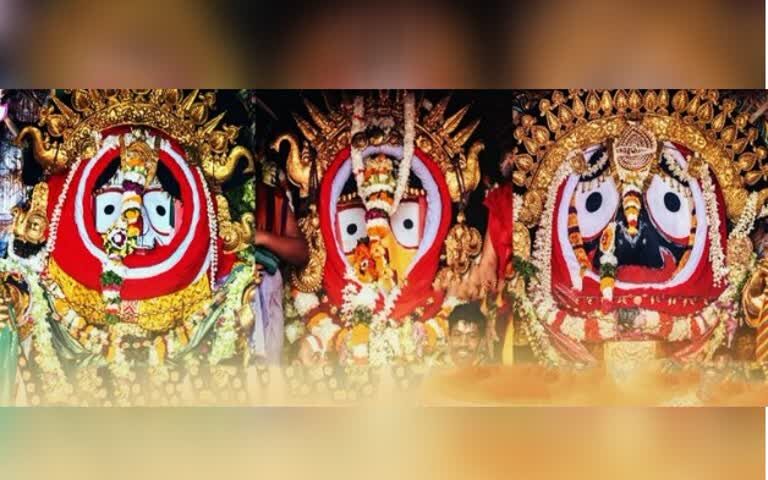ओडिशा के पुरी में 208 किलो सोने से सजे भगवान जगन्नाथ, भक्तो ने किए दर्शन