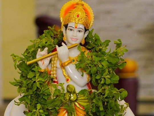 इस दिन खत्म हो रहा अगहन मास, भगवान कृष्ण को पसंद हो यह मास
