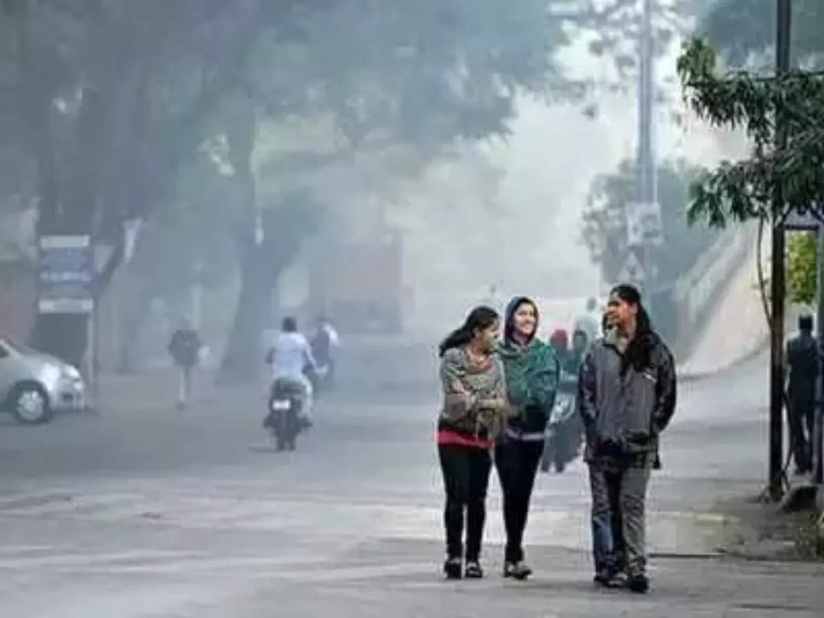 सुबह-शाम की पड़ने लगी ठंडी, मैदीनी क्षेत्रों में तापमान में की जा रही गिरावट, पढ़िये खबर