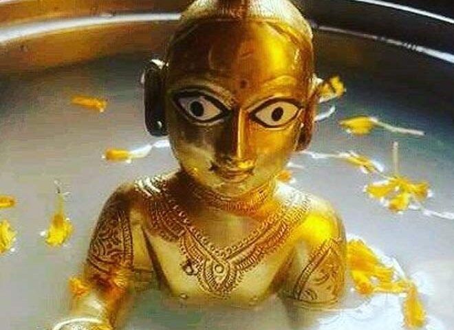 लड्डू गोपाल की इस तरह करें पूजा, जानियें प्रभु से जुड़ी कुछ जानकारी